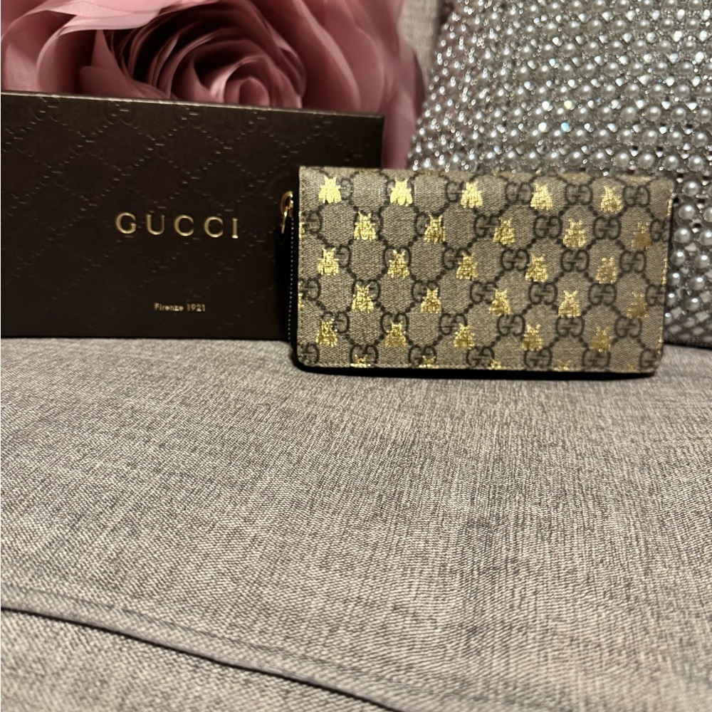 Gucci Women's Gold and Brown Wallet